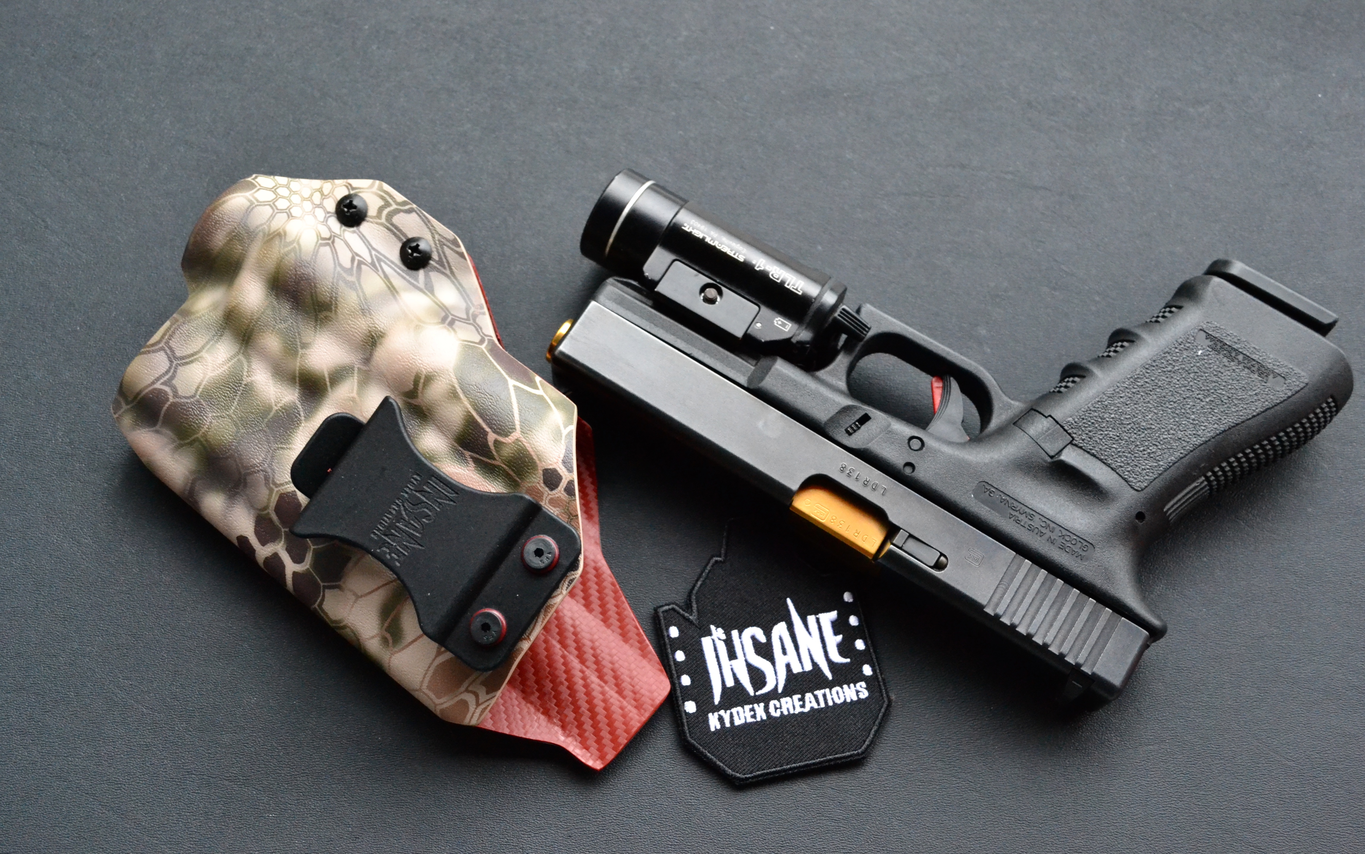 IWB 2TONE LIGHT BEARING KYDEX HOLSTER